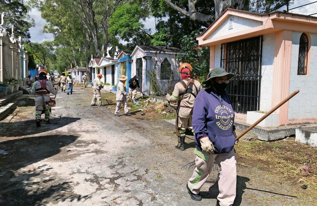 El principal beneficio del trámite es que se acredita que que el trabajador tiene una actividad licita, indicó secretario. Foto: Archivo El Universal