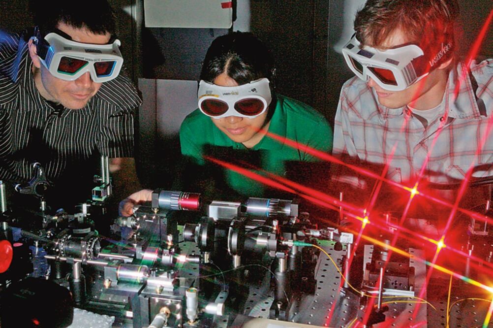 De los 266 compromisos firmados por el Presidente durante su campaña, cuatro corresponden a temas de ciencia y tecnología, y de éstos ha cumplido tres (Especial)