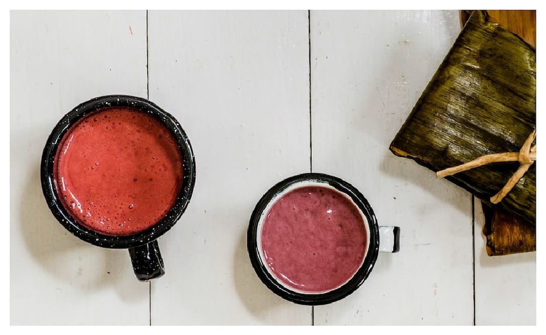 Foto: Luis Sandoval/ Delicioso atole de zarzamora y fresa.