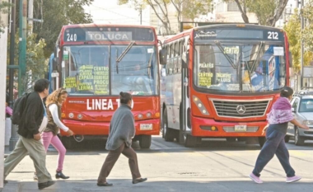 El Foco. ¡Quieren excomulgar a la senadora Lilly Téllez en Morena!