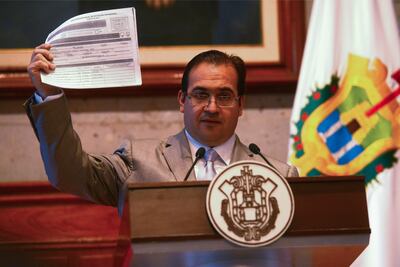 Duarte denuncia a Yunes Linares por enriquecimiento ilícito