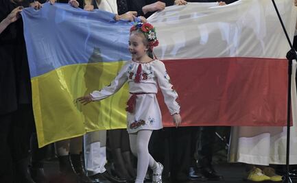 Amelia, la niña viral por cantar “Libre soy” en refugio de Kiev, conmueve al interpretar himno de Ucrania