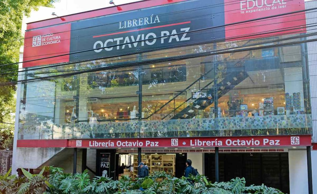 Librería Octavio Paz (2013). La sucursal del Fondo de Cultura Económica se ubica en Miguel Ángel de Quevedo. Foto: Santiago Cadena / EL UNIVERSAL