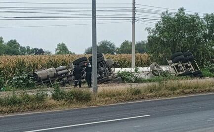Volcadura de pipa con 45 mil litros de gas LP provoca cierre de la carretera Jorobas–Tula en Hidalgo