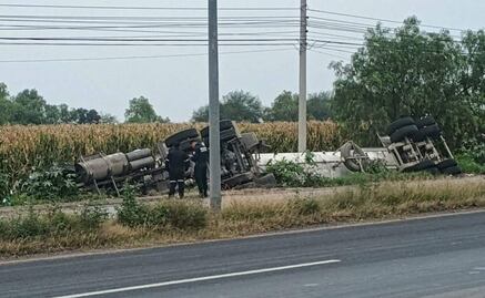 Volcadura de pipa con 45 mil litros de gas LP provoca cierre de la carretera Jorobas–Tula en Hidalgo