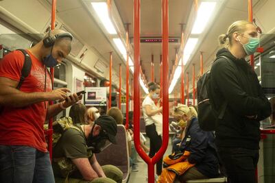 Nuevas restricciones en Europa para contener rebrote de la pandemia de Covid