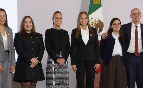 Lego anuncia inversión de 400 mdd en México; Ebrard prevé creación de mil 300 empleos en Nuevo León