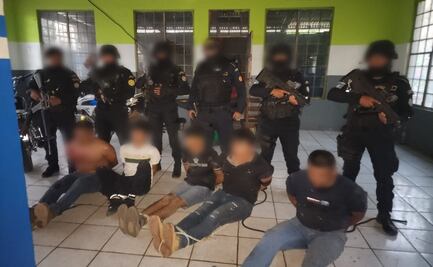 Incautan arsenal y detienen a cinco en frontera con Guatemala; aseguran fusiles, granadas y miles de municiones
