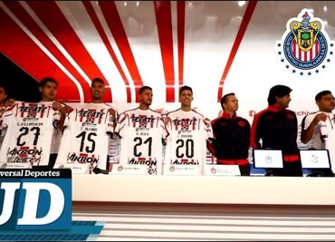 Presentan a los refuerzos de Chivas