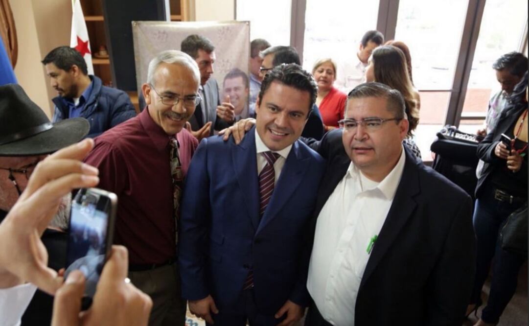 El mandatario de Jalisco convivió con paisanos radicados en Los Ángeles. /Tomada de Twitter