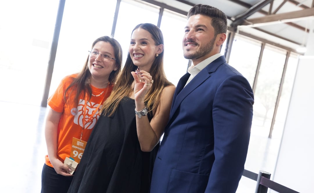 El gobernador de Nuevo León, Samuel García, y la titular de AMAR a Nuevo León, Mariana Rodríguez Cantú. Foto: Gobierno de Nuevo León