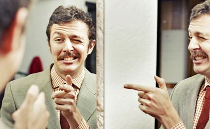 Los narcisistas son "gente horrible pero son felices", apunta estudio 