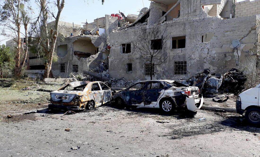 La agencia oficial siria, Sana, indicó que dos de las explosiones fueron controladas y provocadas por las fuerzas de seguridad, tras interceptar a los conductores. (EFE)