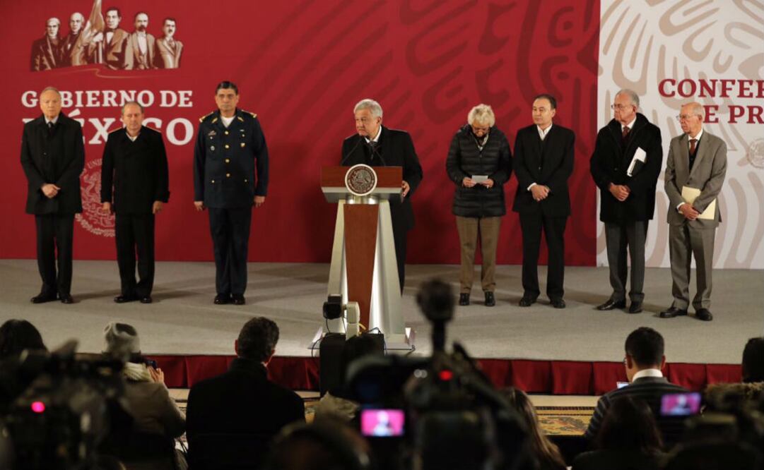El presidente Andrés Manuel López Obrador, acompañado con integrantes de su gabinete en la conferencia matutina. FOTO: JUAN CARLOS REYES | EL UNIVERSAL