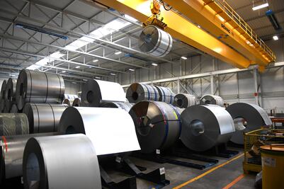 China alista aranceles extras a productos de EU por 16 mil mdd