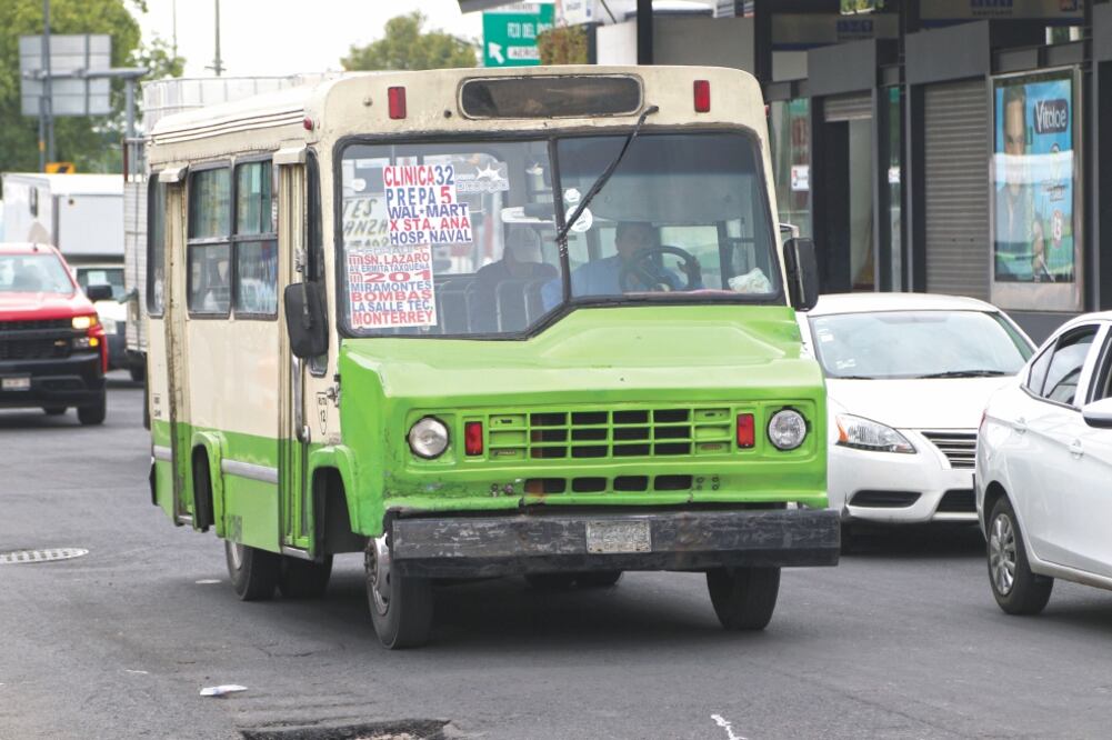 El 25 de julio próximo se habilitarán diversos sistemas, a fin de que los choferes y concesionarios suban los datos de las unidades y conductores. Foto/ARCHIVO EL UNIVERSAL
