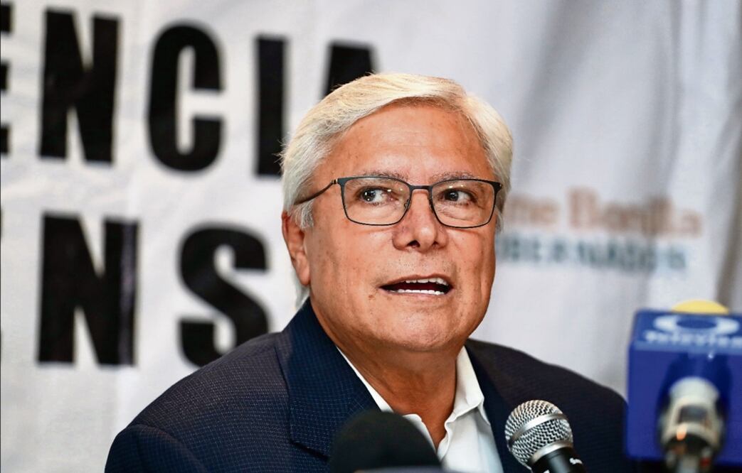 El exgobernador de Baja California informó sobre su reincorporación como senador. Foto: archivo/EL UNIVERSAL