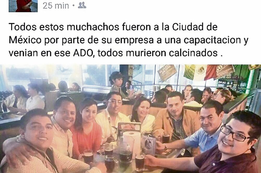 Jóvenes que viajaban en el autobús accidentado en Veracruz convivieron antes de abordar la unidad y publicaron fotos en sus redes sociales (TOMADA DE FACEBOOK)