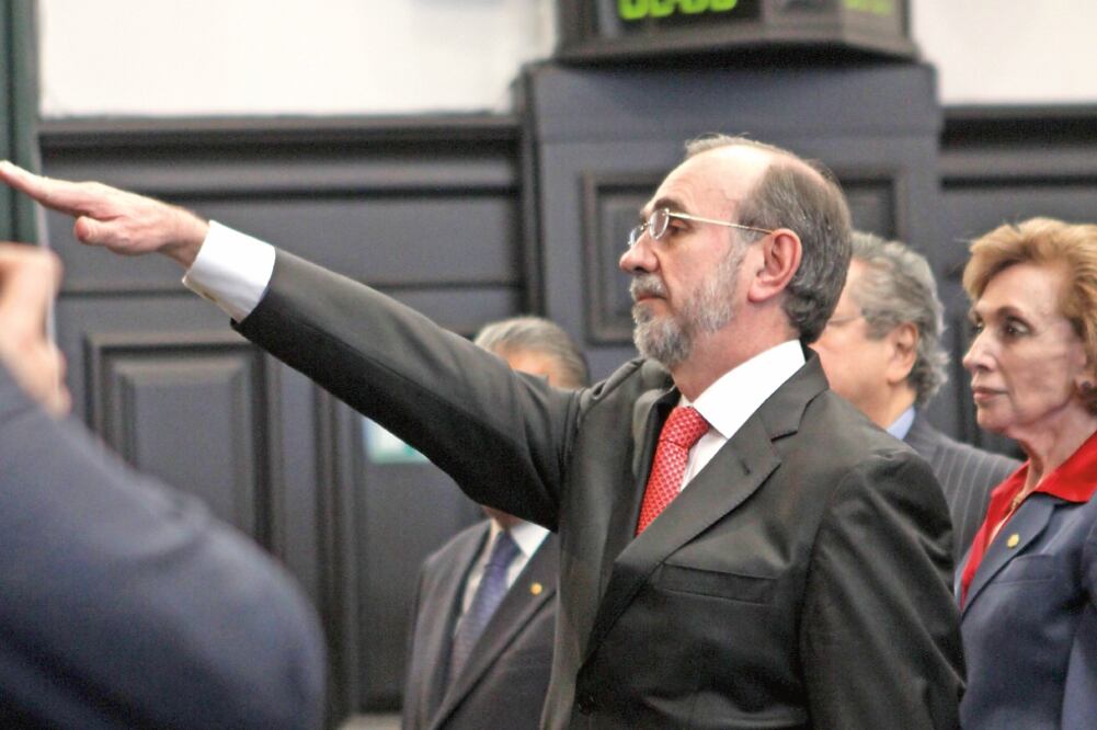 El presidente Enrique Peña Nieto nombró el martes a Carlos Sada nuevo embajador en Washington (ARCHIVO EL UNIVERSAL)