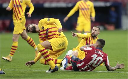 Piqué sufrió un esguince en la rodilla derecha