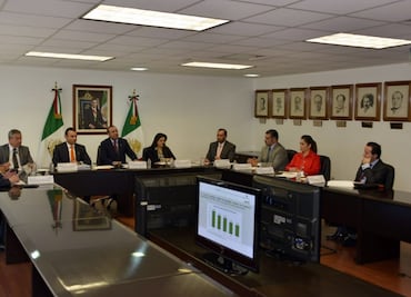 Salario mínimo y justicia laboral, temas pendientes: Navarrete Prida