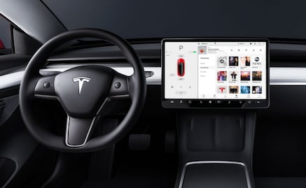 Trabaja en Tesla, puedes postularte a distancia 