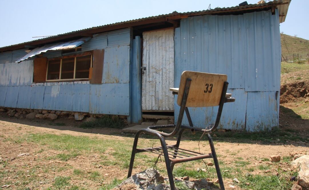El titular de la SEP, Esteban Moctezuma Barragán, dijo que la administración "priorizará la atención a las comunidades escolares marginadas" / Archivo. El Universal