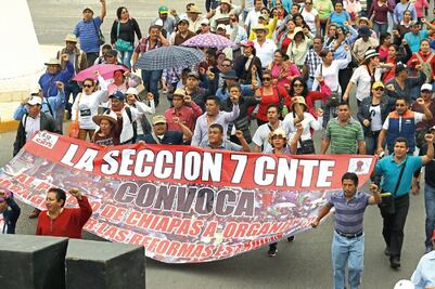 Descuentan sueldo a docentes en Chiapas