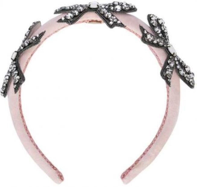 Peinados con diademas para lucir espectacular durante las fiestas decembrinas