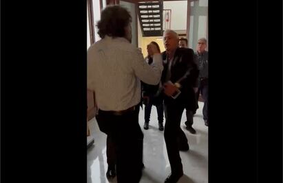 VIDEO. “Poco hombre, sin palabra”, diputados locales del PVEM y PRD se agarran a golpes