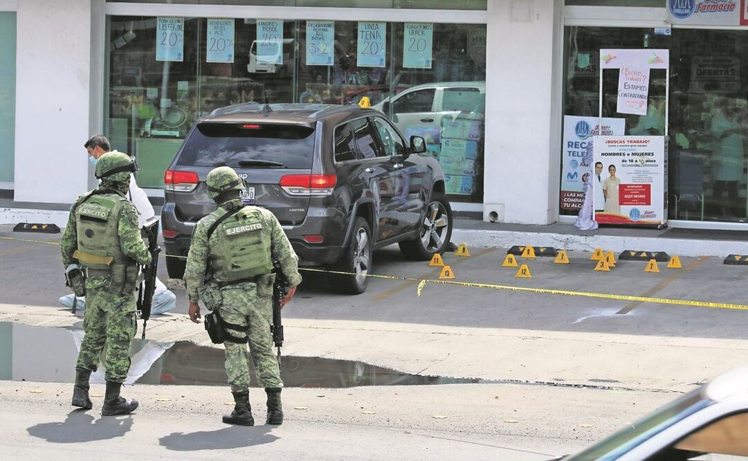 Guillermo Mendoza Suárez fue atacado al salir de una farmacia en la colonia Villa de los Reyes.  