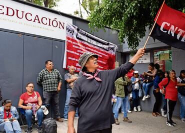CNTE alista bloqueó por 5 horas de instituciones financieras; paro indefinido cumple 12 días