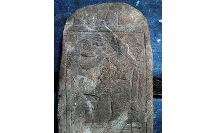 Estela de hace más de 2 mil años revela indicios del origen de la escritura maya
