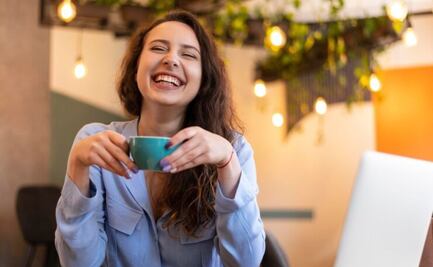 ¿Café al despertar? Cuál es el mejor momento de la mañana para tomar esta bebida, según expertos