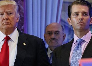 Gerente financiero de Organización Trump se entrega a las autoridades