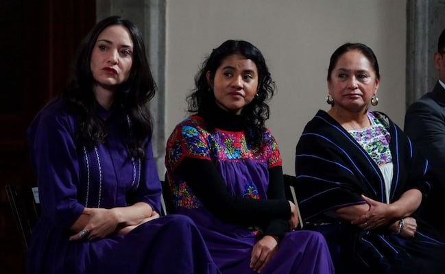 Funcionarias y morenistas celebran nombramiento de Nadia López García en la SEP; “de Oaxaca para todo México”, resaltan