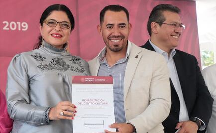 Cultura entrega constancias de apoyo