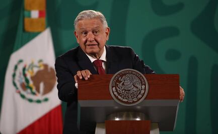 AMLO revela que está por terminar borrador de un libro sobre sus 3 primeros años de gobierno