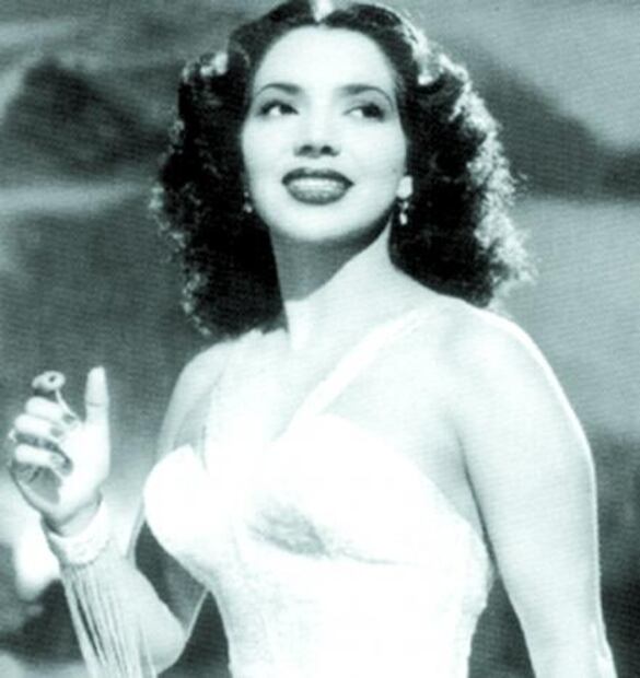 Teatro Blanquita: de catedral del espectáculo a hogar de indigentes