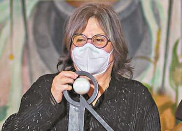 Diamela Eltit llamó a desbiologizar la literatura