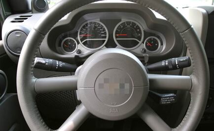 Diseñan coche que se controla con la mente