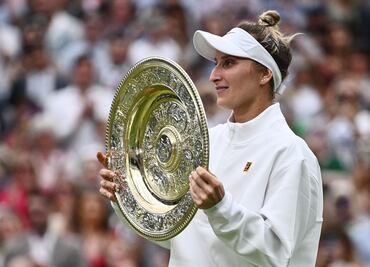 Marketa Vondrousova se proclama campeona de Wimbledon; es su primer Grand Slam