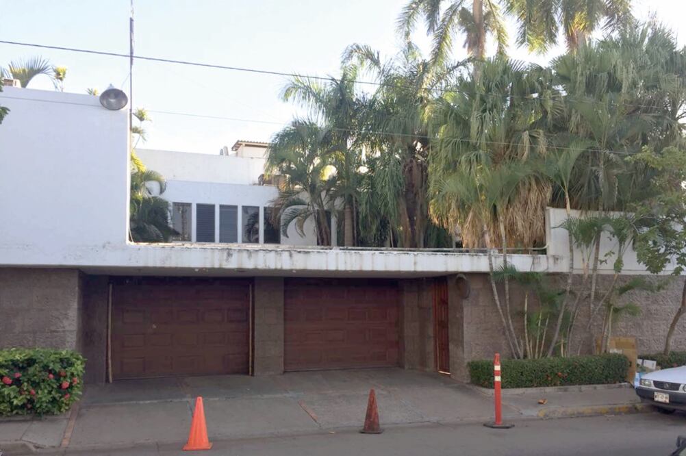 Según registros, el primer huésped de la residencia oficial fue el gobernador Leopoldo Sánchez Celis, en 1964. En ella también vivieron Francisco Labastida Ochoa (1987-1992) y el cetemista Jesús Aguilar Padilla (2005-2010). (JAVIER CABRERA. EL UNIVERSAL)