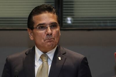 Ordena TEPJF resolver petición de expulsión de Aureoles del PRD