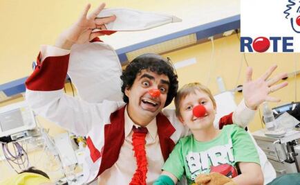 Rolando Villazón se viste de payaso para niños refugiados