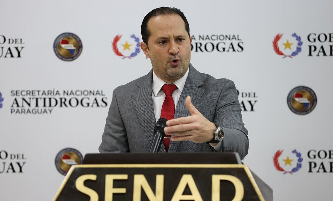 El ministro de la Secretaría Nacional Antidrogas de Paraguay (Senad), Jalil Rachid, durante una conferencia de prensa sobre la captura del ciudadano mexicano Hernán Bermúdez Requena, este lunes 15 de septiembre de 2025, en Asunción. FOTO: JUAN PABLO PINO. EFE