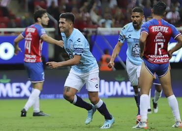 Chivas a un pozo sin fondo, pierde contra Pachuca