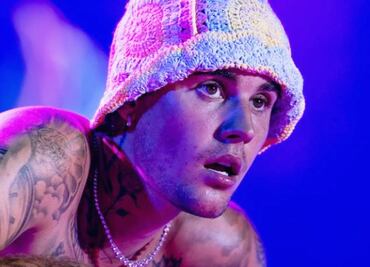 La polémica por las chanclas de botella que le vimos a Justin Bieber
