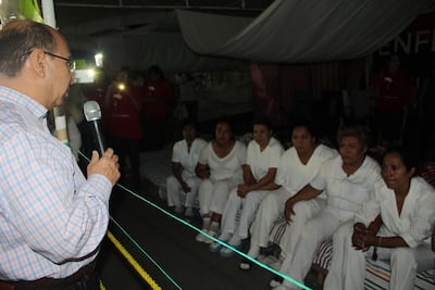 En grave estado de salud, 4 de las 8 enfermeras ayunantes