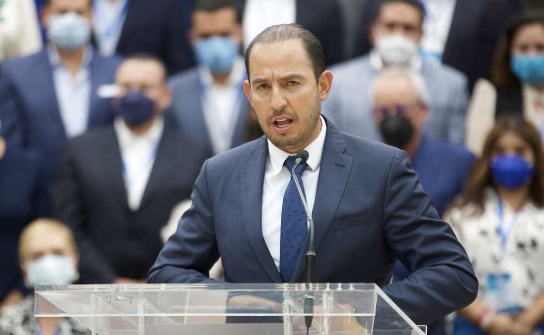 Cortés lamentó que Morena intente debilitar nuevamente a las instituciones del país. Foto: EL UNIVERSAL